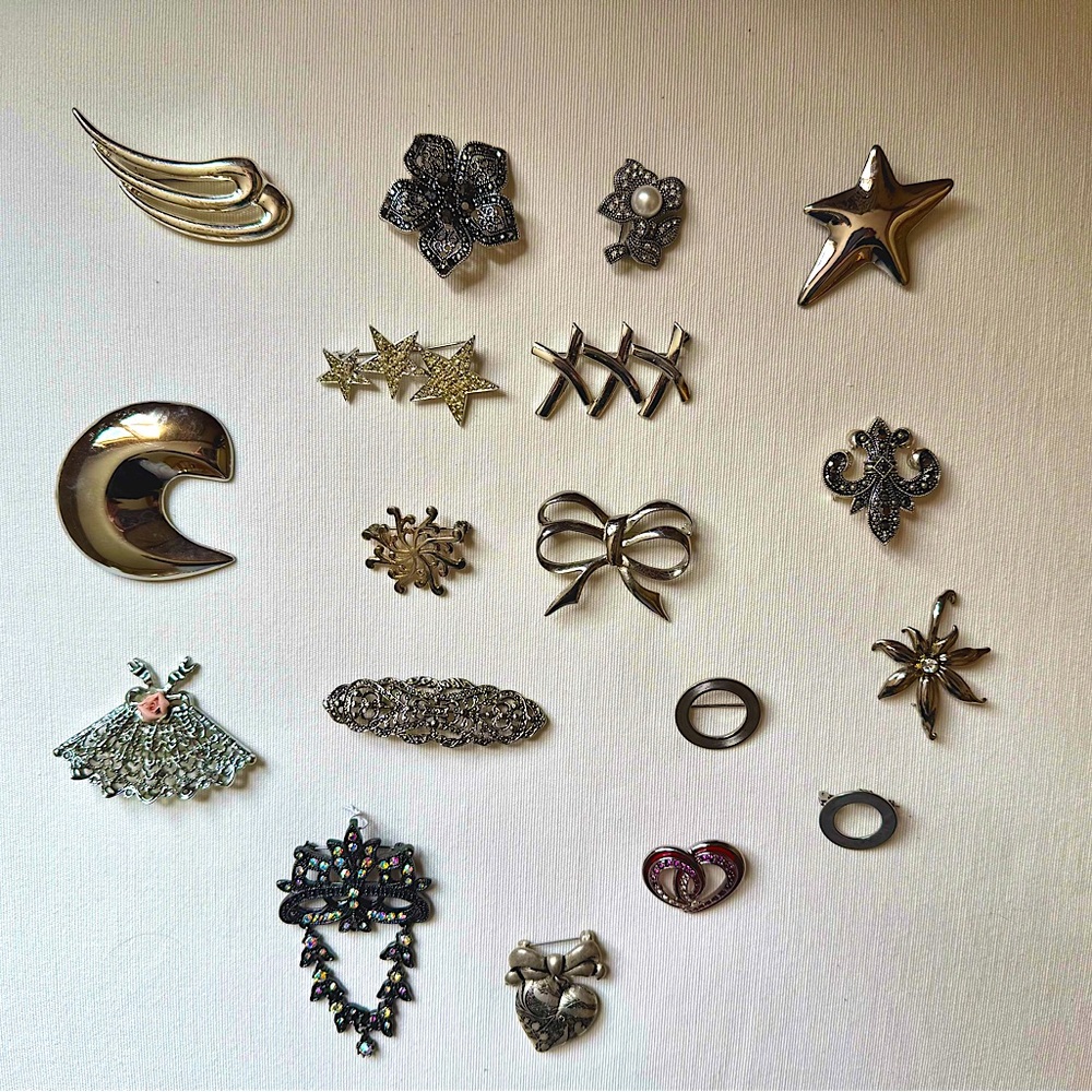 Assorted Silver Tone Brooch Set lot of 18